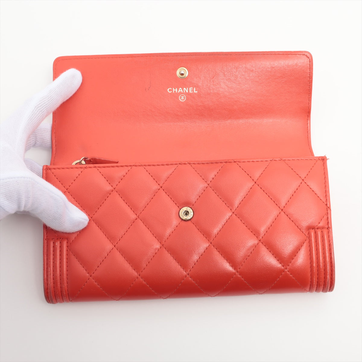 Chanel Boy Matelasse Lambskin Long Wallet Red