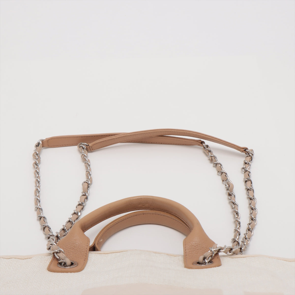 chanel-cc-logo-round-button-stud-earring-hot-pink