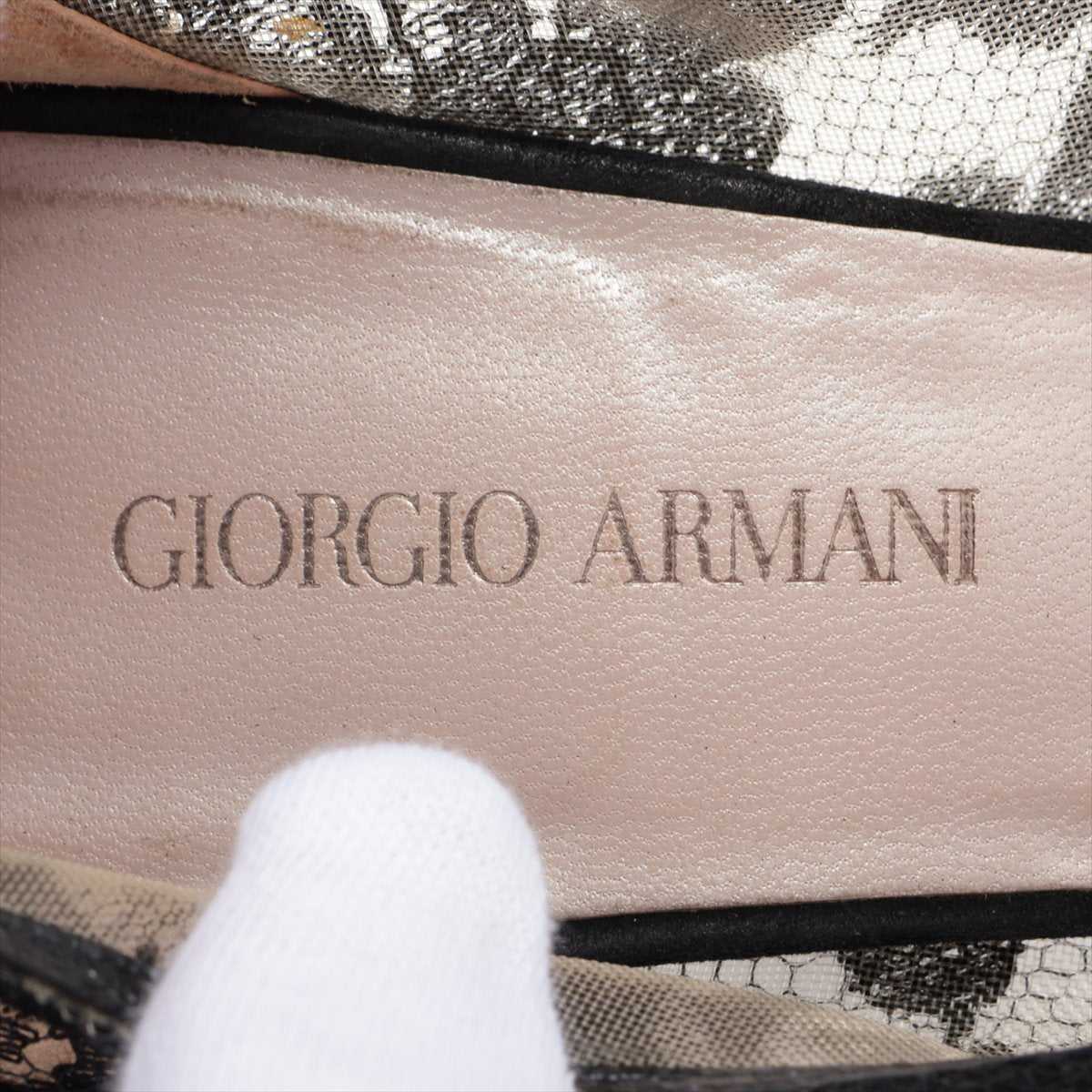 Giorgio Armani Floral Lace×Suede Pump Black