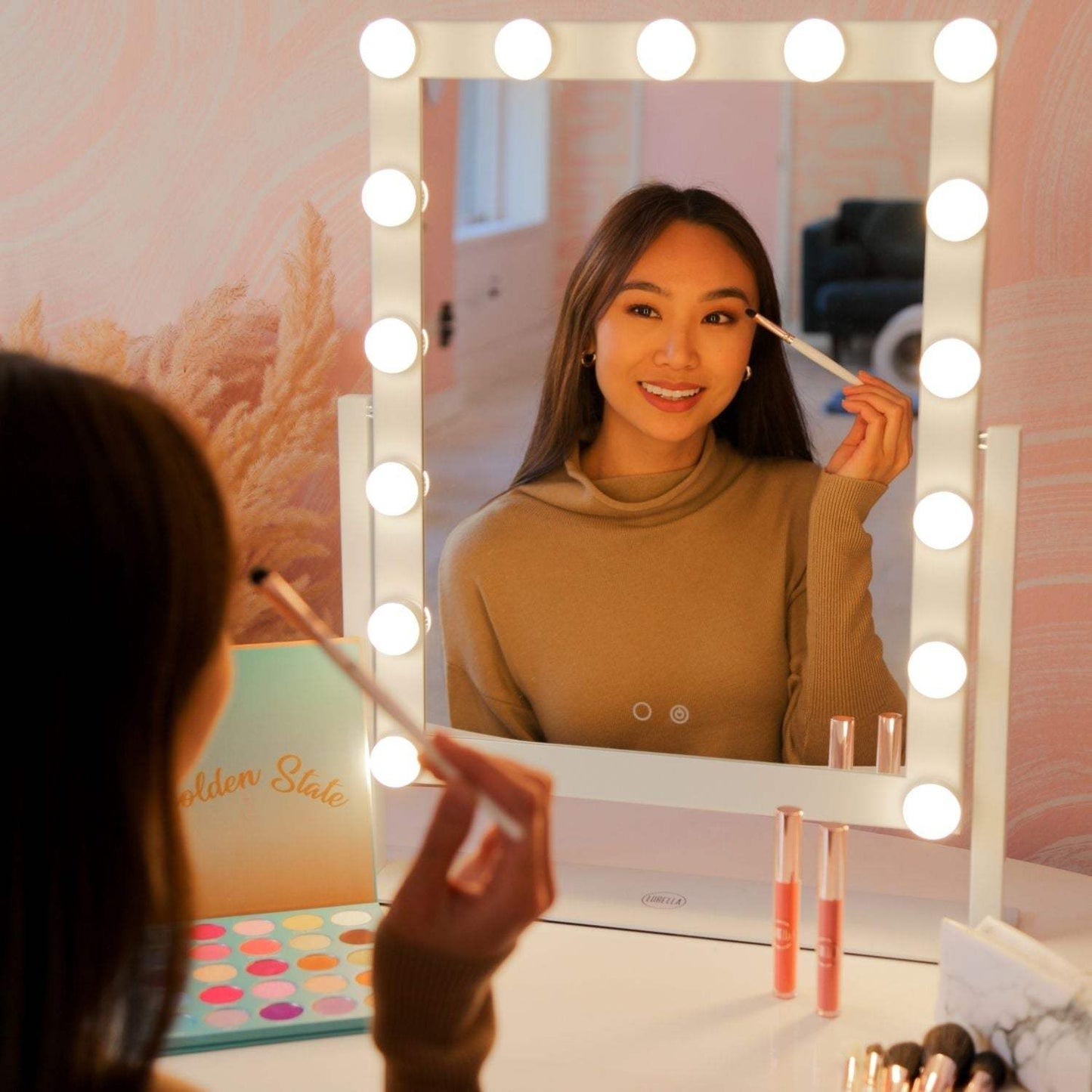 15 Bulb Vanity Mirror - Avalanche