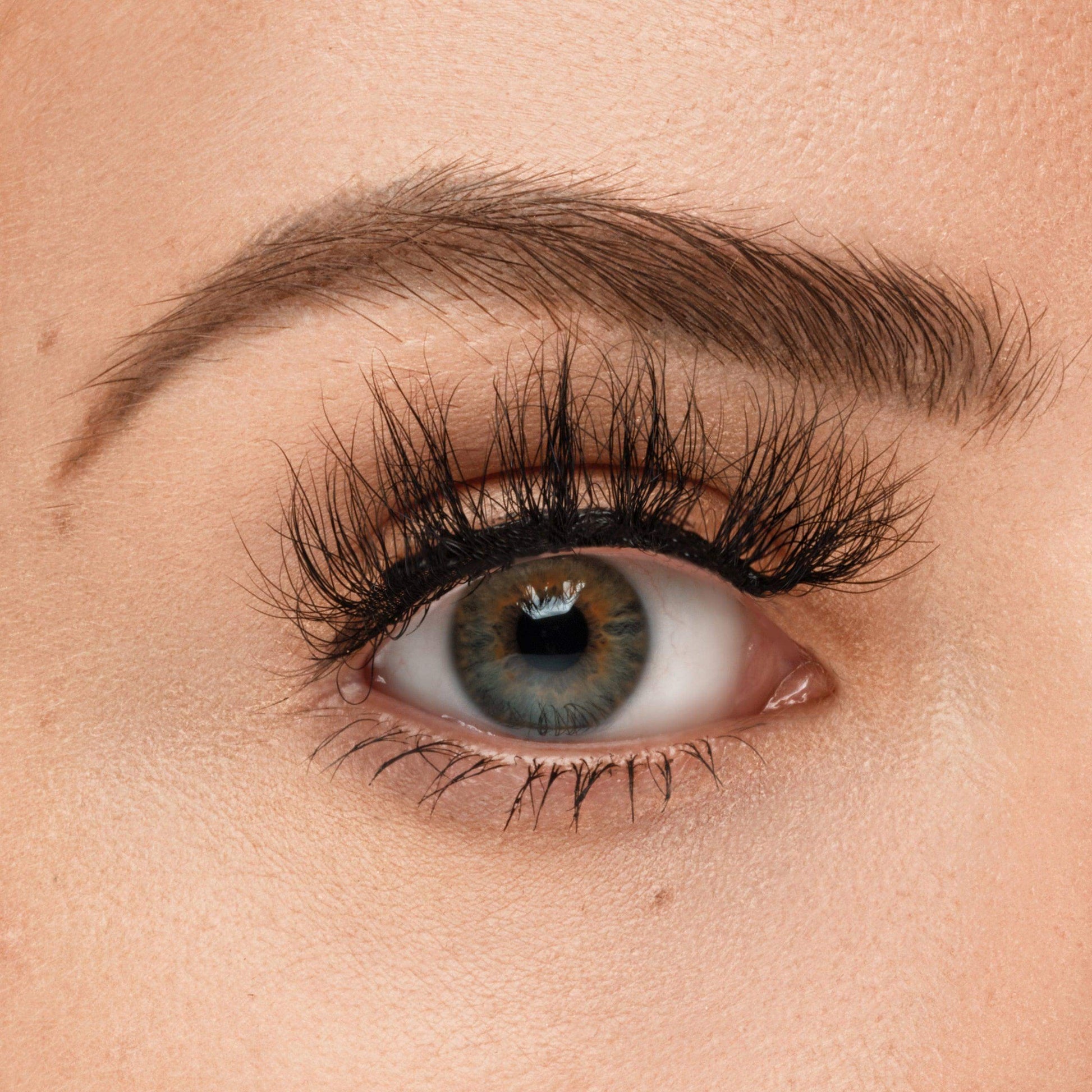 3D Mink Eyelashes- Who is She - BarberSets