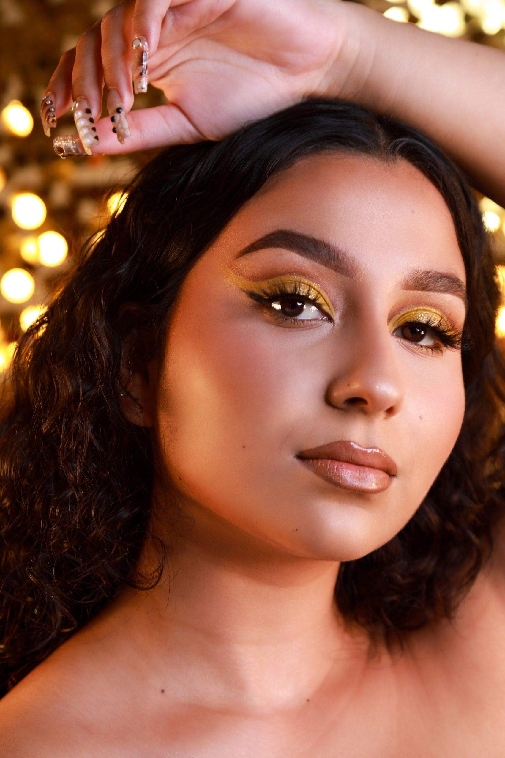 Queen Bee Eyeshadow Palette - BarberSets