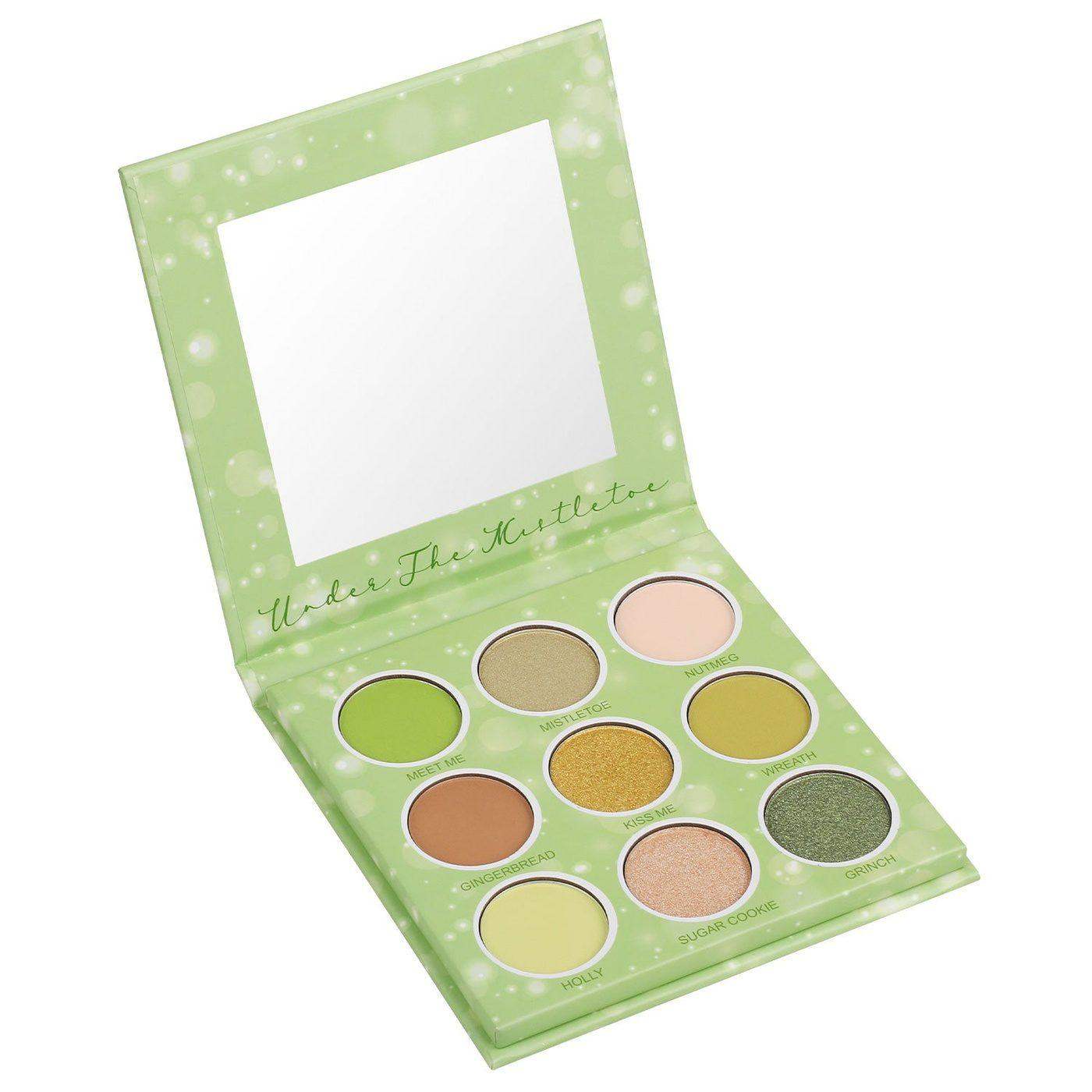 Under The Mistletoe Eyeshadow Palette - BarberSets
