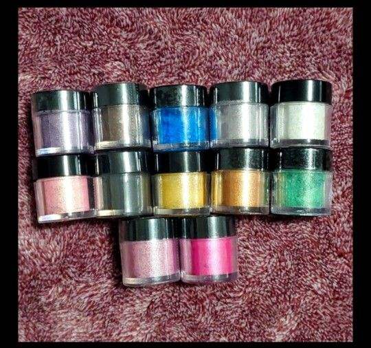 JORDANA Loose Eye Shadow - Going Green