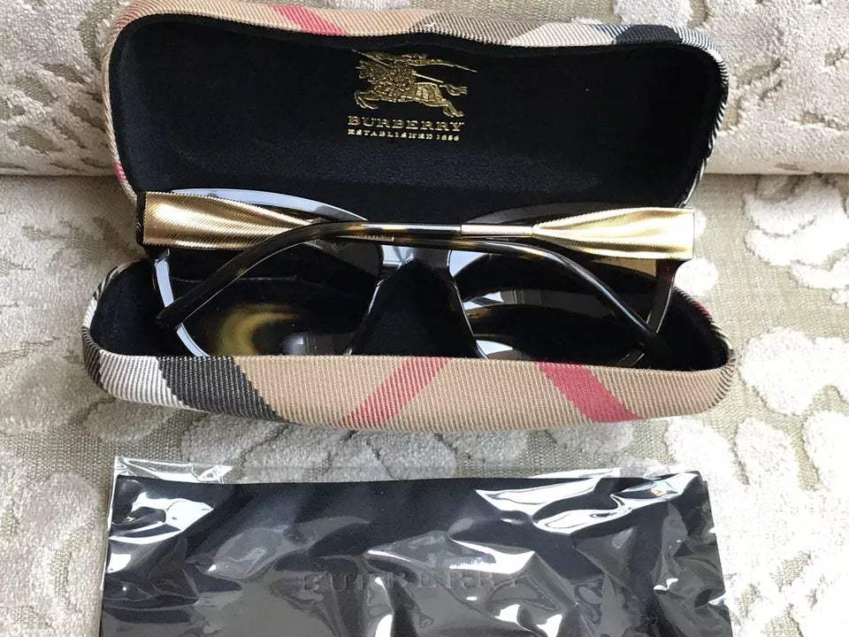 Burberry BE 4203 3002-T5 - Dark Havana-Brown Gradient Polarized by Burberry - 57-18-140 mm Sunglasses